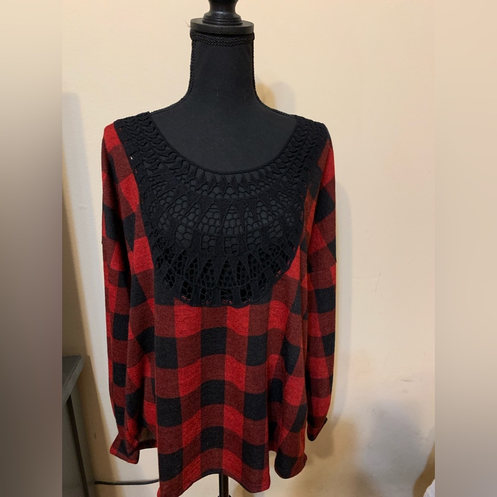 NWT Women’s size Large top